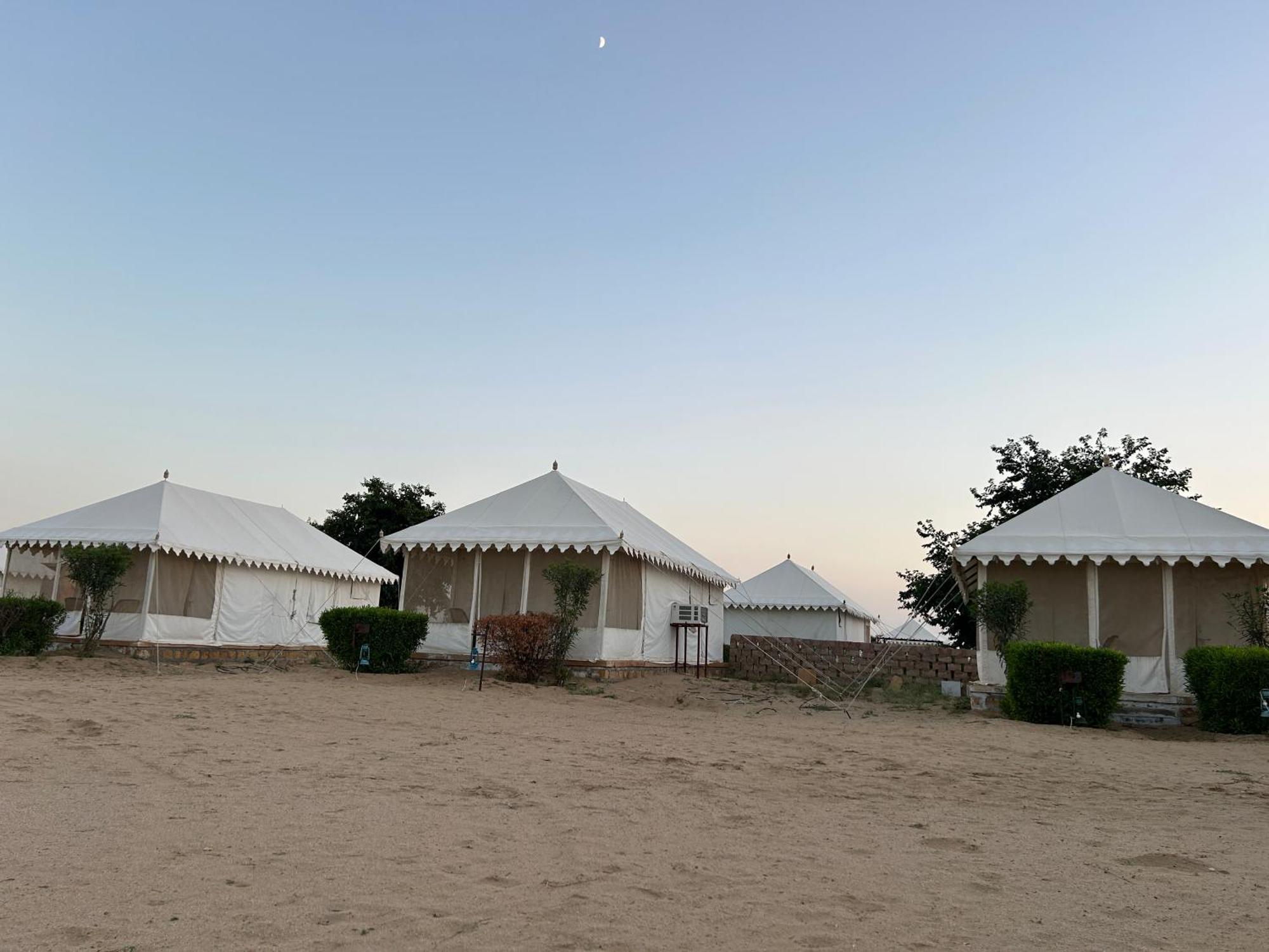 Sunny Desert Camp Kūri Exterior foto